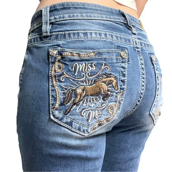 Miss Me | Women's Mid Rise Embroidered Rope and Jumping Horse Bootcut Jeans - Picture 4 of 11